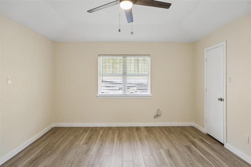 2035 Sancerre Lane, Carrollton TX 75007 - Photo 16