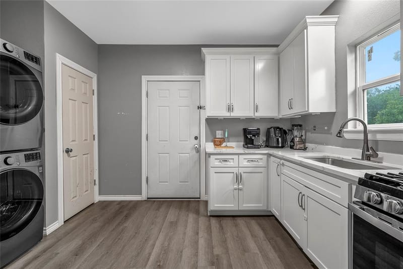 2301 Herring Avenue, Waco TX 76708 - Photo 7