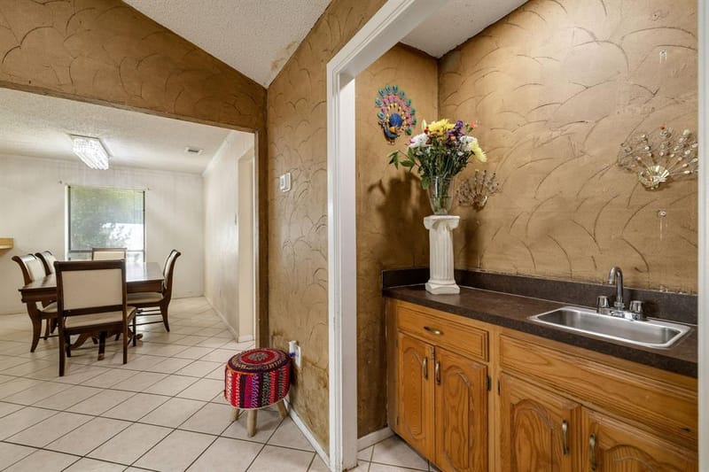 1865 Juniper Lane, Lewisville TX 75077 - Photo 3