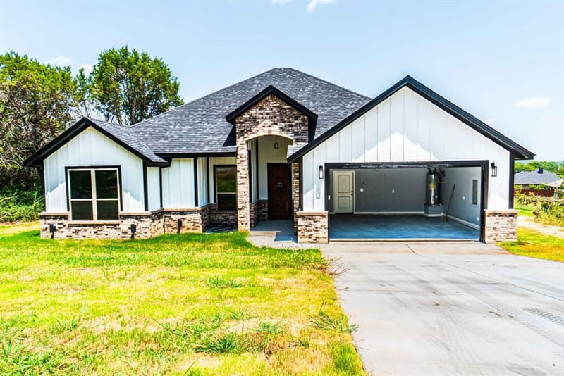 4019 Seminole Trail, Granbury TX 76048 - Photo 34