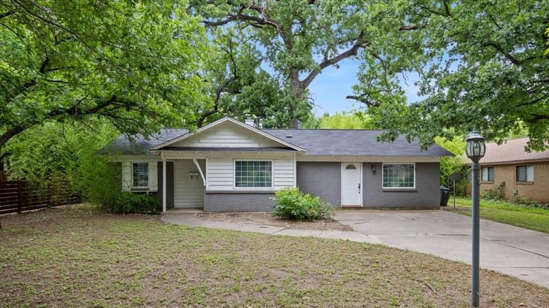 4713 Driskell Boulevard, Fort Worth TX 76107 - Photo 2