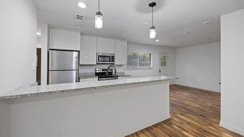 4713 Driskell Boulevard, Fort Worth TX 76107 - Photo 9