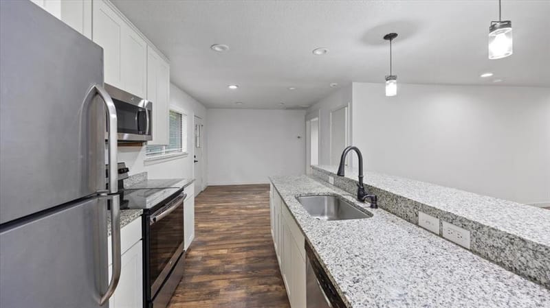 4713 Driskell Boulevard, Fort Worth TX 76107 - Photo 8