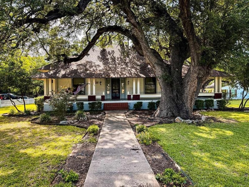 1708 S Wall Street, Belton TX 76513