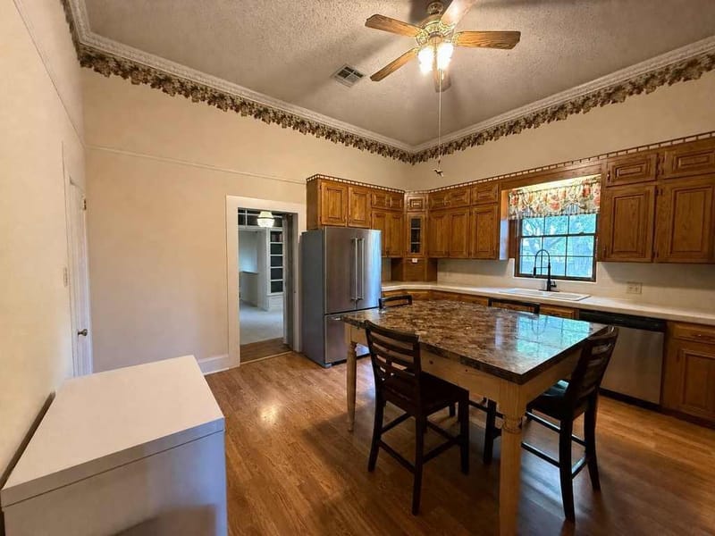 1708 S Wall Street, Belton TX 76513 - Photo 15