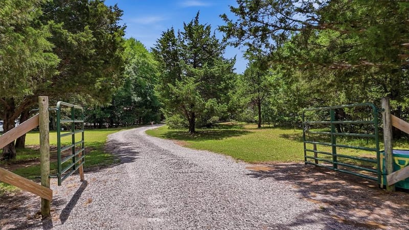 3958 Ranch Road, Whitesboro TX 76273 - Photo 31