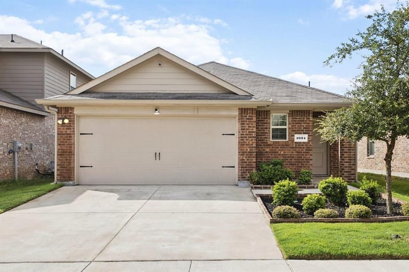 1034 Old Oaks Drive, Forney TX 75126