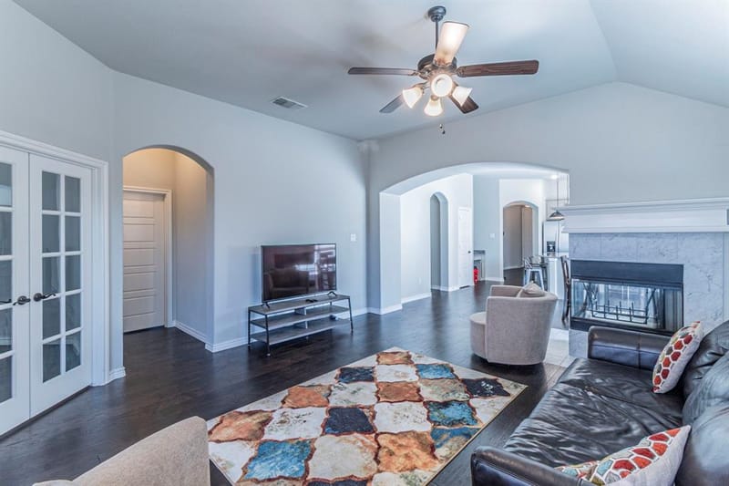 1901 Maplewood Drive, Glenn Heights TX 75154 - Photo 5