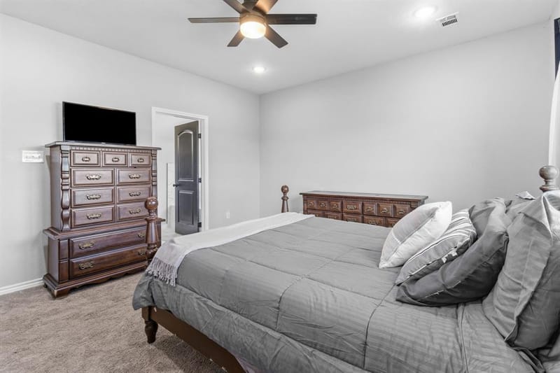 688 Sandstone Court, Sunset TX 76270 - Photo 24