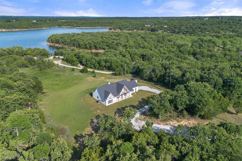688 Sandstone Court, Sunset TX 76270 - Photo 4