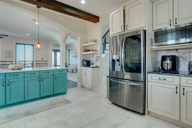 9033 Quarry Hill Court, Fort Worth TX 76179 - Photo 11