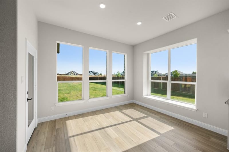 108 Prairie Wolf Court, Godley TX 76044 - Photo 7
