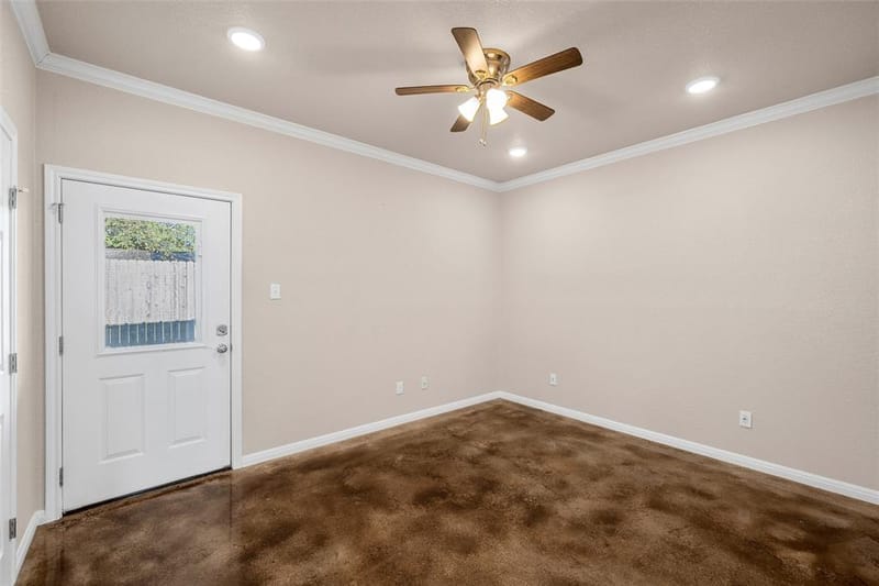 402 Spring Street, McGregor TX 76657 - Photo 10