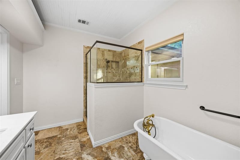 1044 E Woodridge Road, Waxahachie TX 75165 - Photo 19