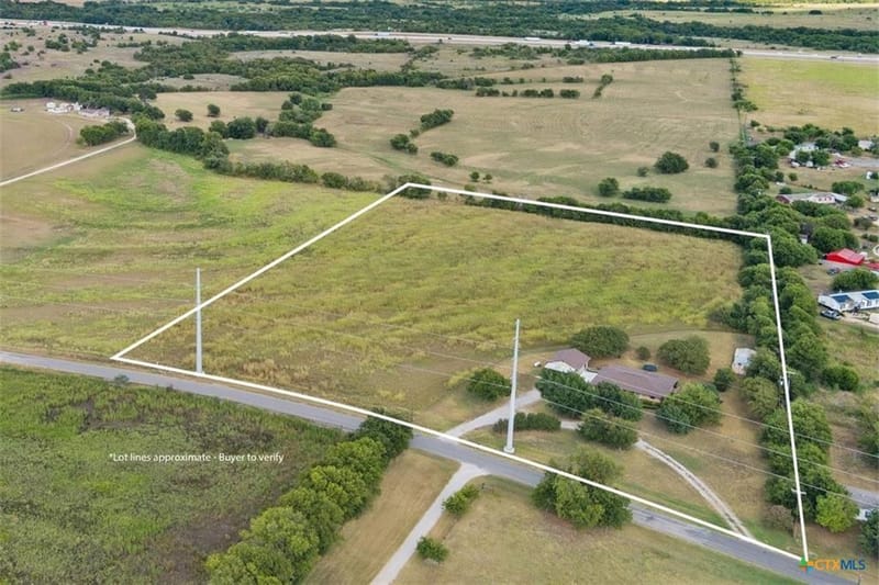 17941 Old 81, Troy TX 76579