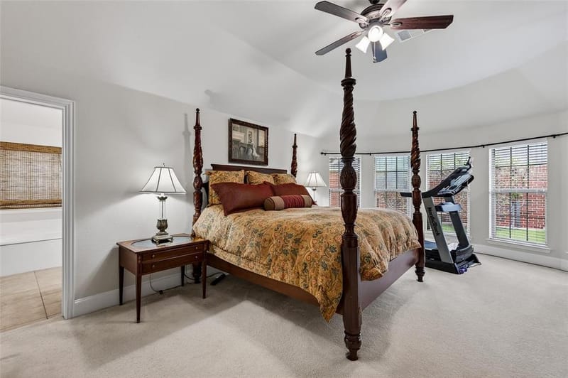 2636 Deer Hollow Drive, Little Elm TX 75068 - Photo 6