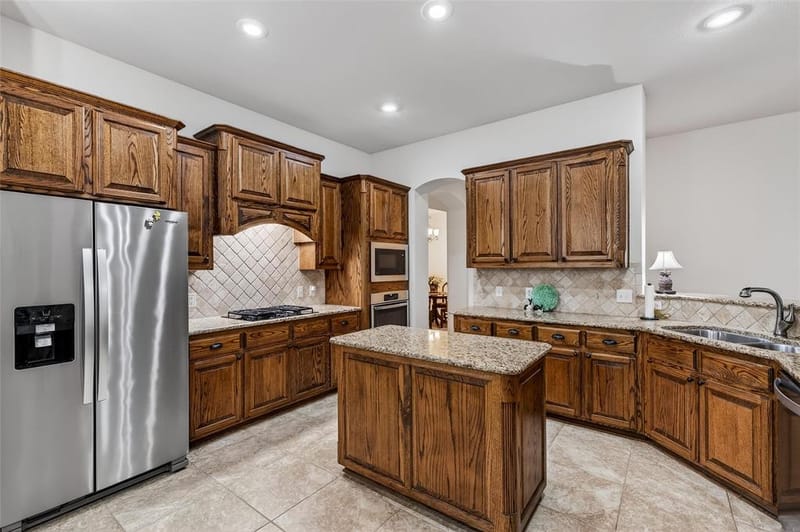 2636 Deer Hollow Drive, Little Elm TX 75068 - Photo 5