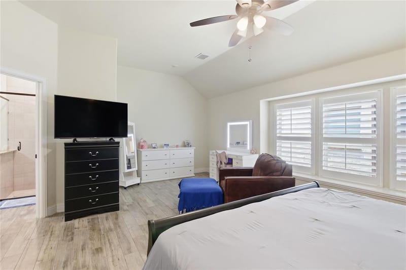 1316 Stoneleigh Place, Aubrey TX 76227 - Photo 17