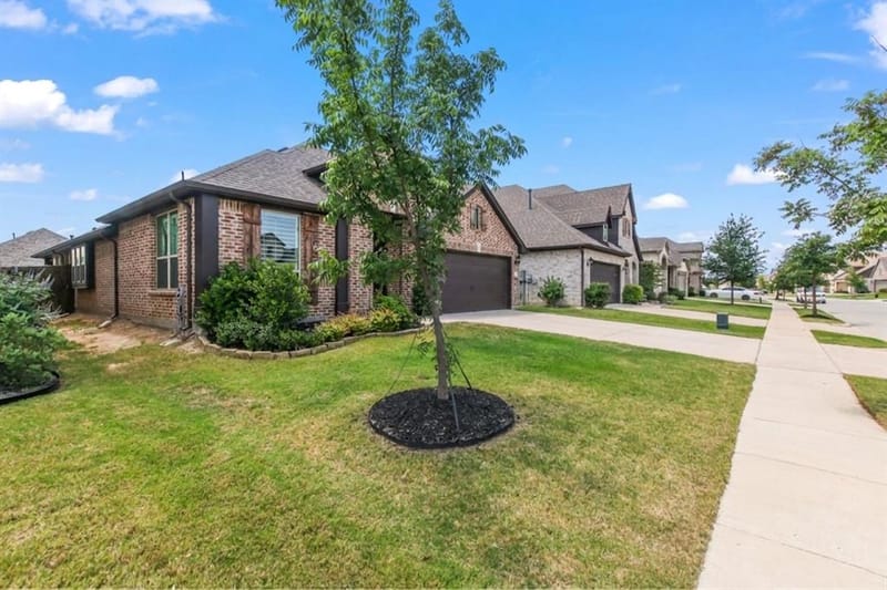 1316 Stoneleigh Place, Aubrey TX 76227 - Photo 32