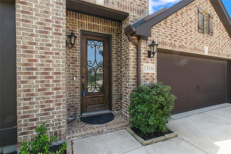 1316 Stoneleigh Place, Aubrey TX 76227 - Photo 30