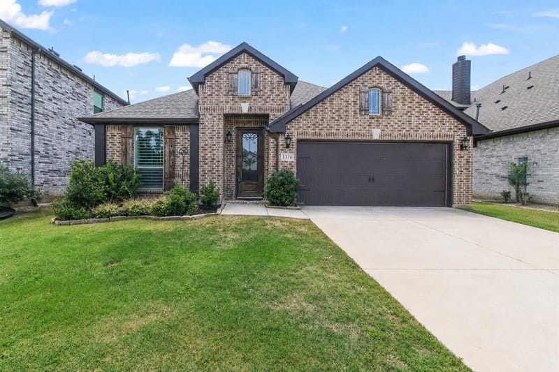 1316 Stoneleigh Place, Aubrey TX 76227 - Photo 31