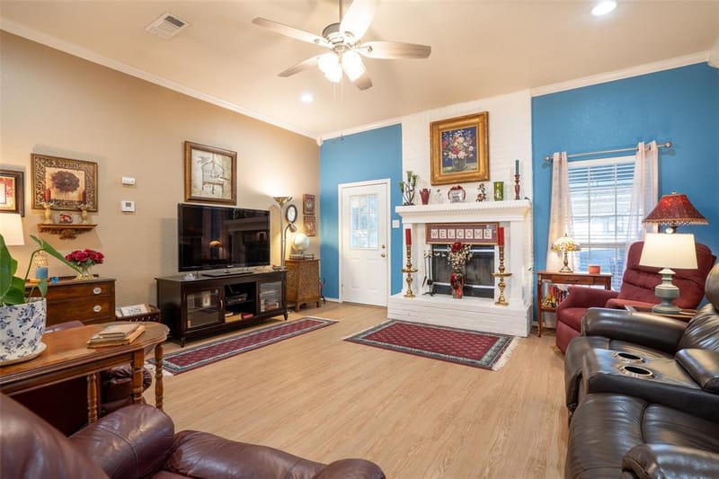 623 Newlin Lane, Granbury TX 76048 - Photo 11