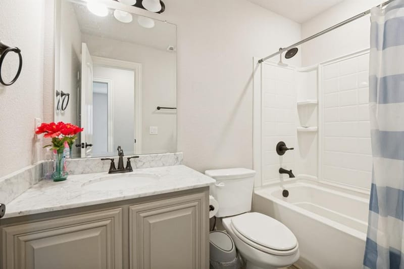 734 Larkspur Lane, Midlothian TX 76065 - Photo 7