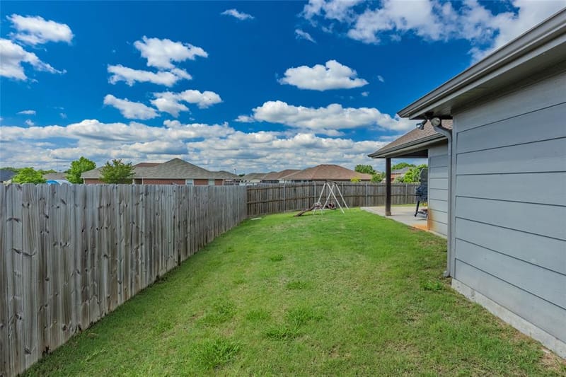 6512 Ashland Drive, Greenville TX 75402 - Photo 35