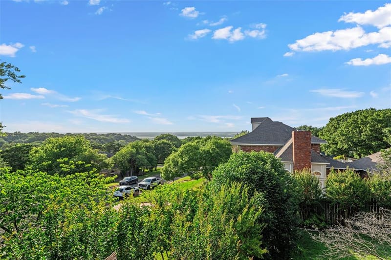 10011 Lost Oak Ridge Drive, Woodway TX 76712 - Photo 16