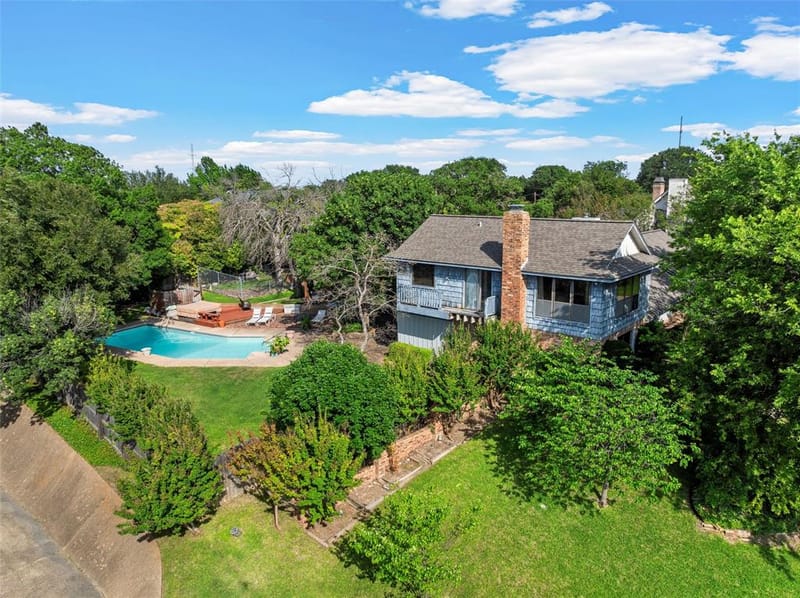 10011 Lost Oak Ridge Drive, Woodway TX 76712 - Photo 38