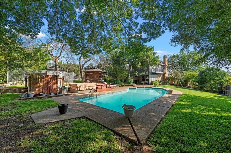 10011 Lost Oak Ridge Drive, Woodway TX 76712 - Photo 31