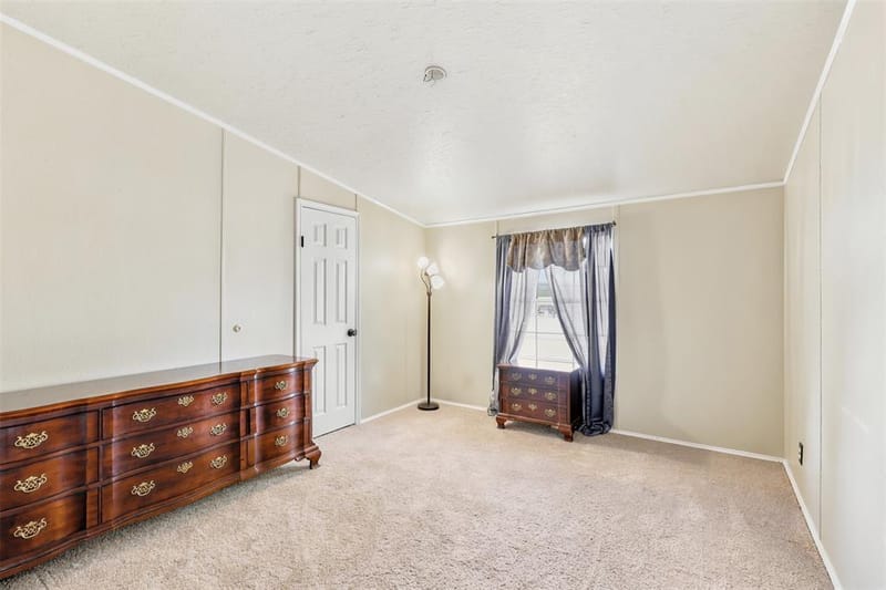 937 Nacogdoches River Drive, Granbury TX 76048 - Photo 7