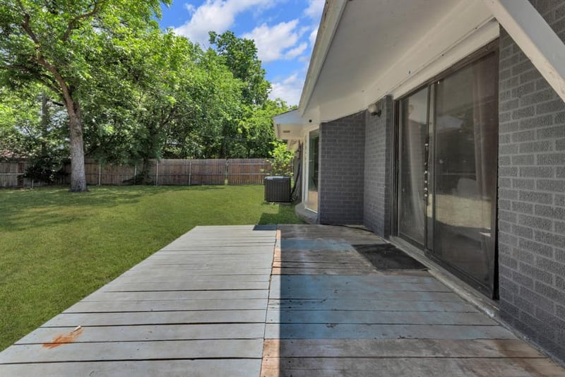 821 Lovers Lane, Grapevine TX 76051 - Photo 22