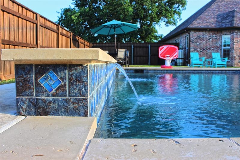 2601 NE 23rd Street, Mineral Wells TX 76067 - Photo 6
