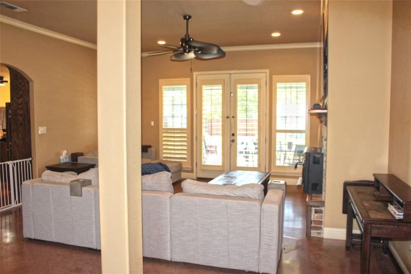 2601 NE 23rd Street, Mineral Wells TX 76067 - Photo 10