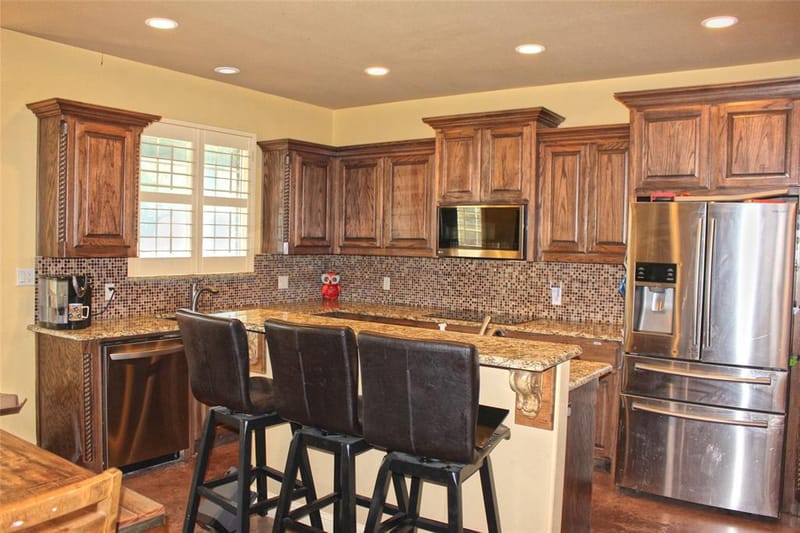 2601 NE 23rd Street, Mineral Wells TX 76067 - Photo 14