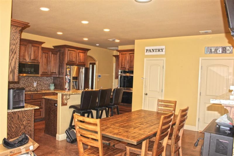 2601 NE 23rd Street, Mineral Wells TX 76067 - Photo 15