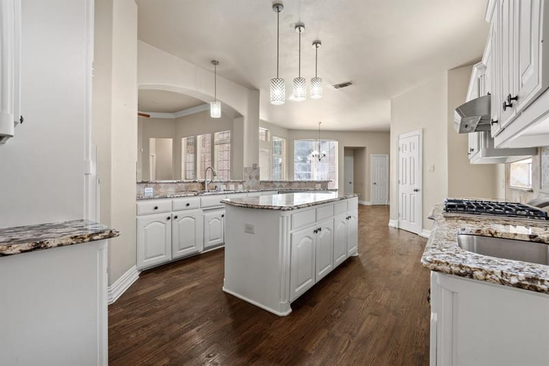 2308 Megan Way, Arlington TX 76016 - Photo 11