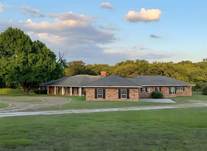 13001 Stonebridge Road, Argyle TX 76226 - Photo 3