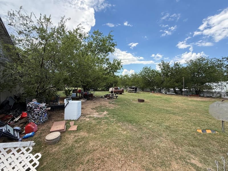 1716 SW 6th Avenue, Mineral Wells TX 76067 - Photo 2