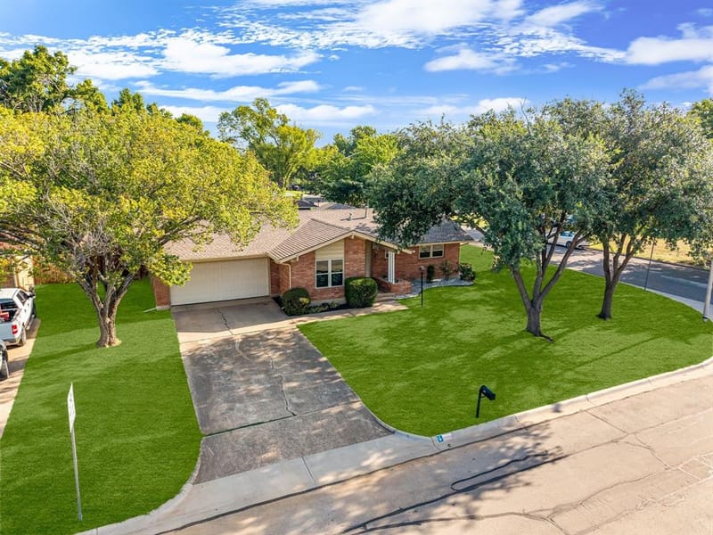 1300 Amherst Drive, Denton TX 76201 - Photo 2