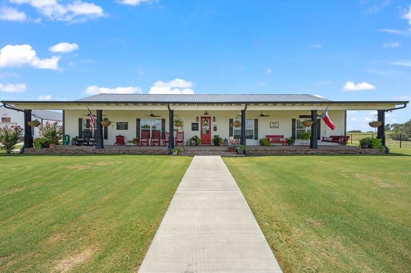 965 County Road 223, Stephenville TX 76401