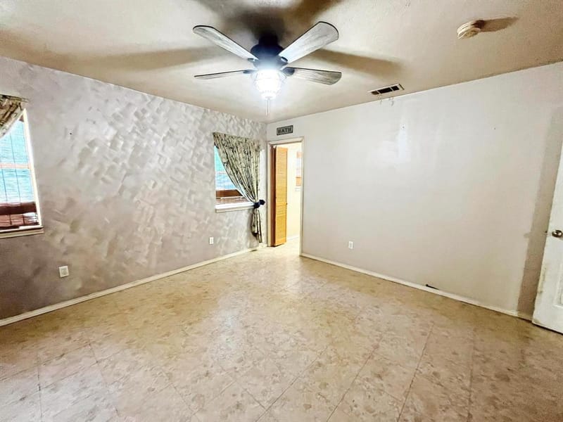 904 Miranda Drive, Mesquite TX 75149 - Photo 15