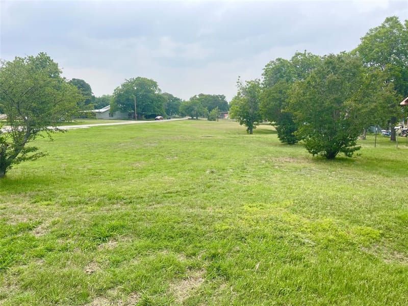 140 S Comanche Drive, De Leon TX 76444 - Photo 19