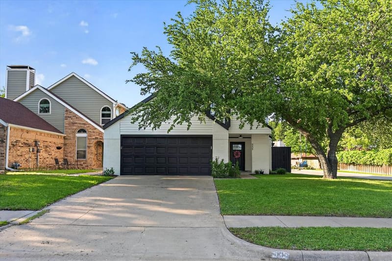 535 Briarcliff Drive, Garland TX 75043 - Photo 2