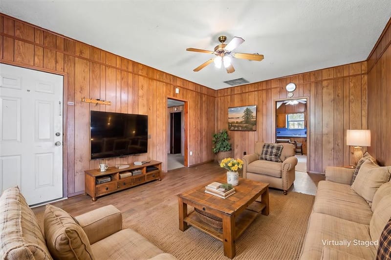 700 N 3rd Street, McGregor TX 76657 - Photo 2