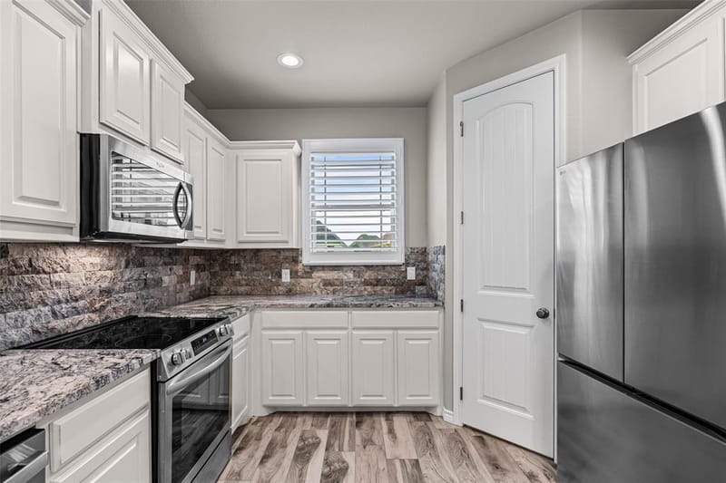 6620 Pinehurst Drive, Granbury TX 76049 - Photo 12