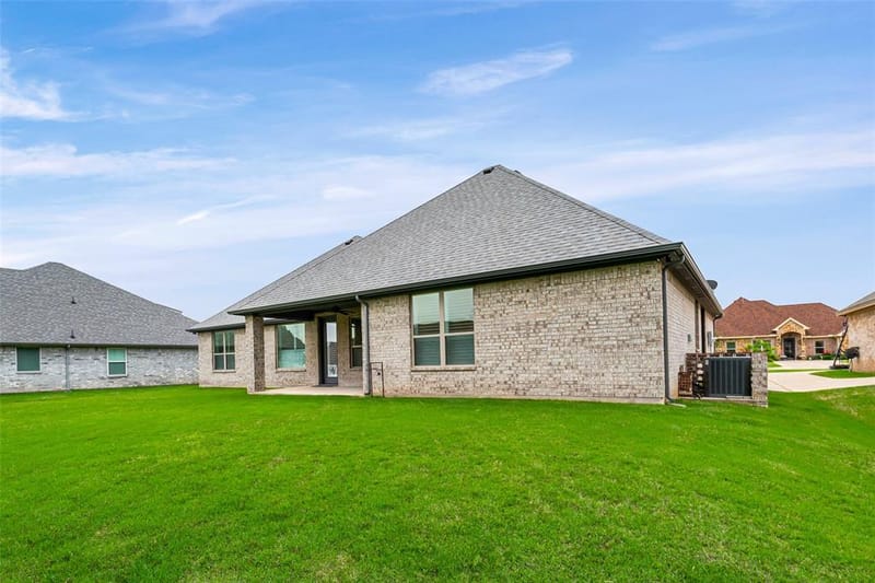 6620 Pinehurst Drive, Granbury TX 76049 - Photo 36