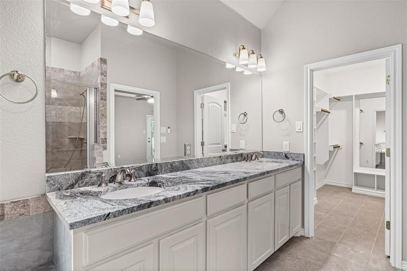 6620 Pinehurst Drive, Granbury TX 76049 - Photo 19