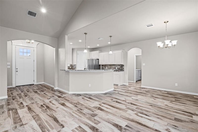 6620 Pinehurst Drive, Granbury TX 76049 - Photo 8